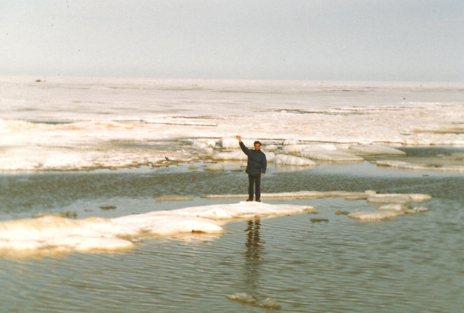 The frozen Beaufort Sea at Tuktoyaktuk in late June
