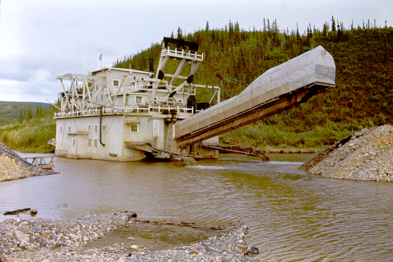 Dredge #11, Hunker Creek, Yukon