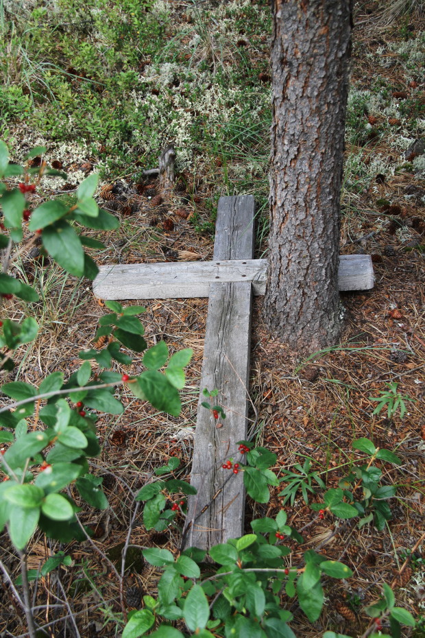 A grave for an unknown person at Fort Selkirk, Yukon