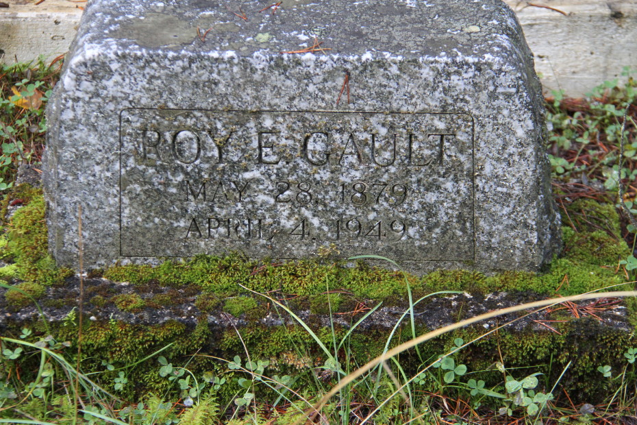 Grave of Roy Edwin Gault in the Pioneer Cemetery at Skagway, Alaska
