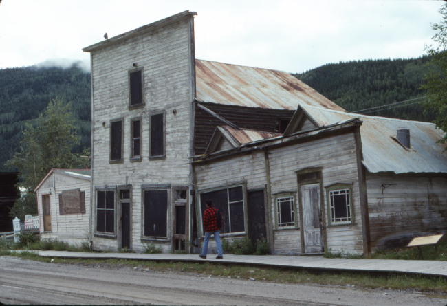 3rd Avenue Complex, July 1991. Photo by Murray Lundberg.