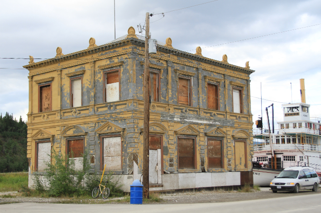 The Canadian Bank of Commerce, Dawson, July 11, 2012. Photo by Murray Lundberg.