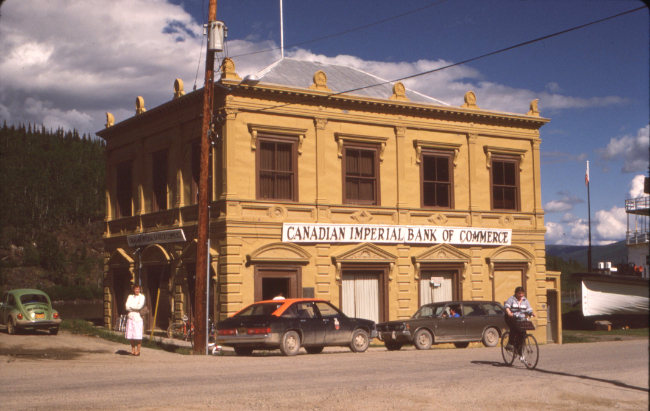 The Canadian Bank of Commerce, Dawson, June 20, 1985. Photo by Murray Lundberg.