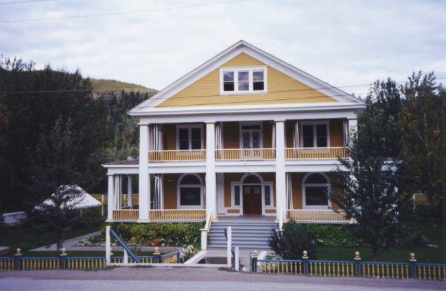 Commissioner's Residence, Dawson, September 1999. Photo by Murray Lundberg.