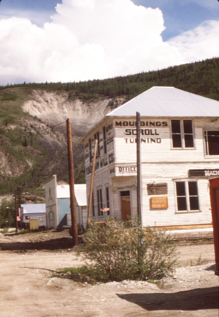 The Yukon Sawmill Company office in Dawson, Yukon, on June 20, 1985. Photo by Murray Lundberg.