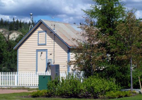 WP&YR Train Crew's House 1, 2009. Photo by Yukon Government.