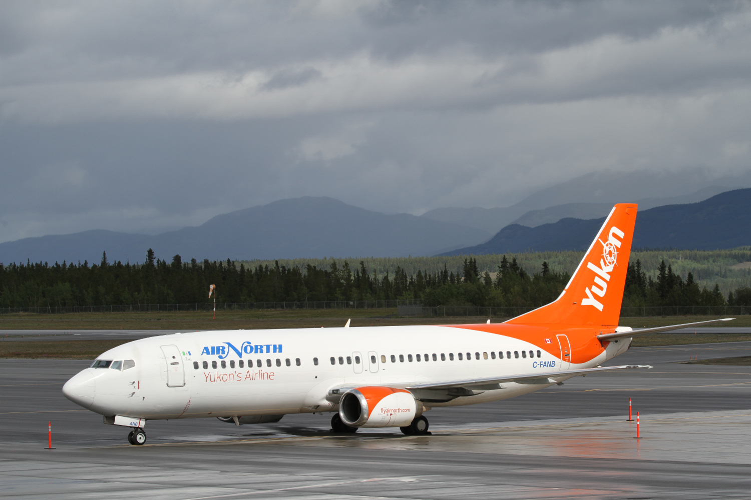 Air North's Boeing 737 C-FANB at Whitehorse, Yukon (YXY), on August 25, 2018.