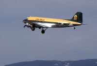 C-FGHL: Air North Douglas DC3C-S1C3G