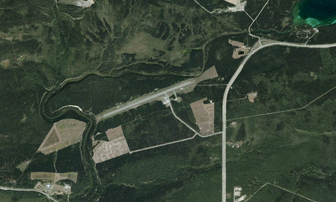 Haines Junction Airport, Yukon (CYHT)