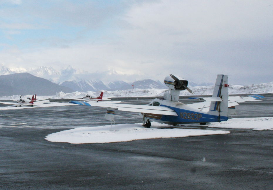 N2693P, a 1978 Consolidated Aeronautics Lake LA-4-200