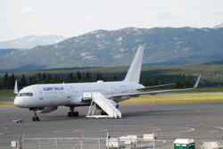 TF-FIC: Boeing 757-200