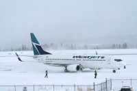 C-GZWS: Boeing 737-8CT