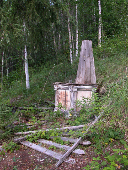 The 1897 grave of Bert Stickney at Dawson City, Yukon, 2003