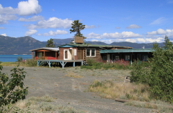Bayshore Lodge, Alaska Highway