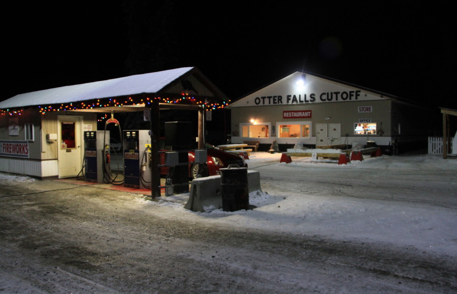 Otter Falls Lodge (Otter Falls Cutoff) on the Alaska Highway