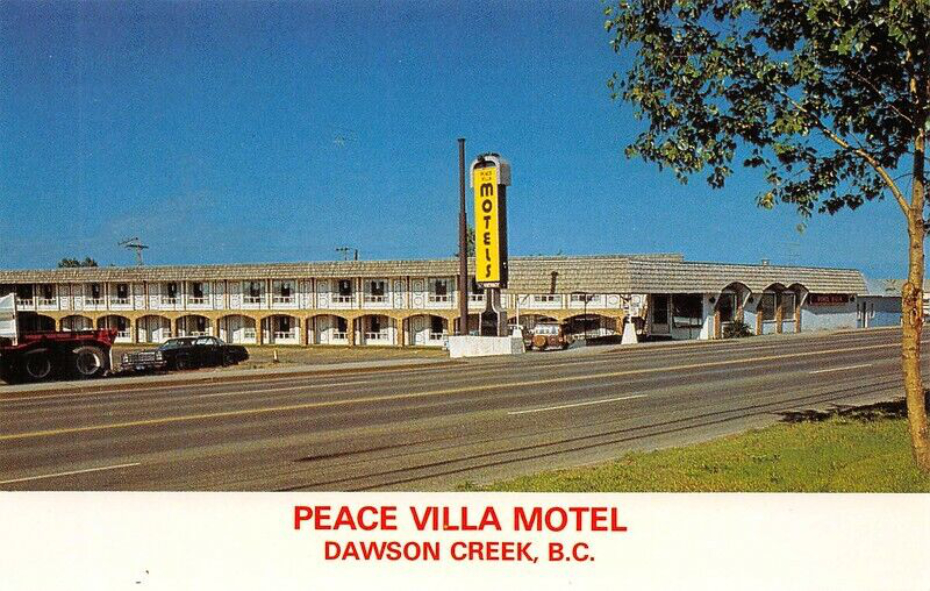 Postcard showing the Peace Villa Motel in Dawson Creek in about 1980.