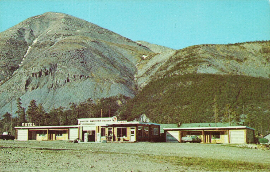 Postcard showing Rocky Mountain Auto Court on the Alaska Highway in about 1970.