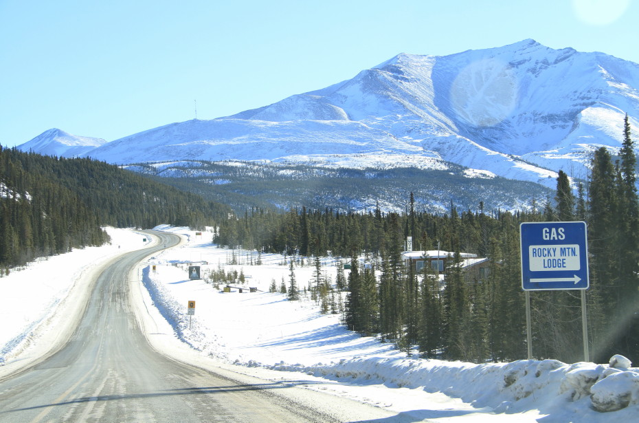 Rocky Mountain Lodge on the Alaska Highway