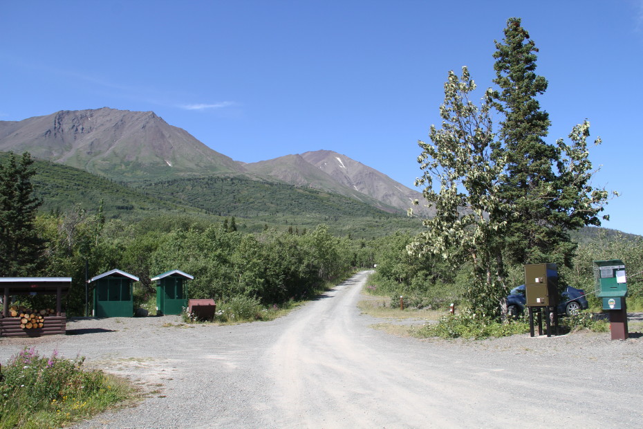 Dezadeash Lake Yukon government campground