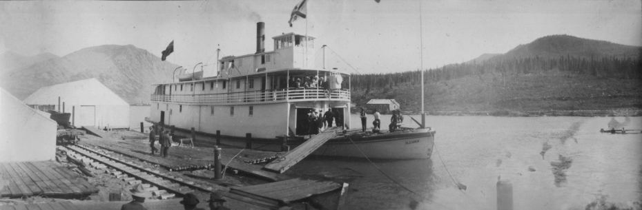 The <i>Gleaner</i> in Carcross, probably in 1901 as she's flying the BYN flag.