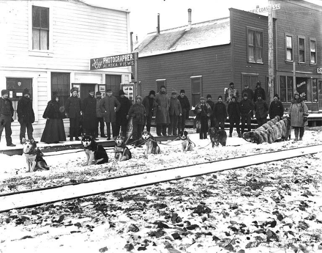 The E. A. Hegg photography studio in Skagway, 1898.