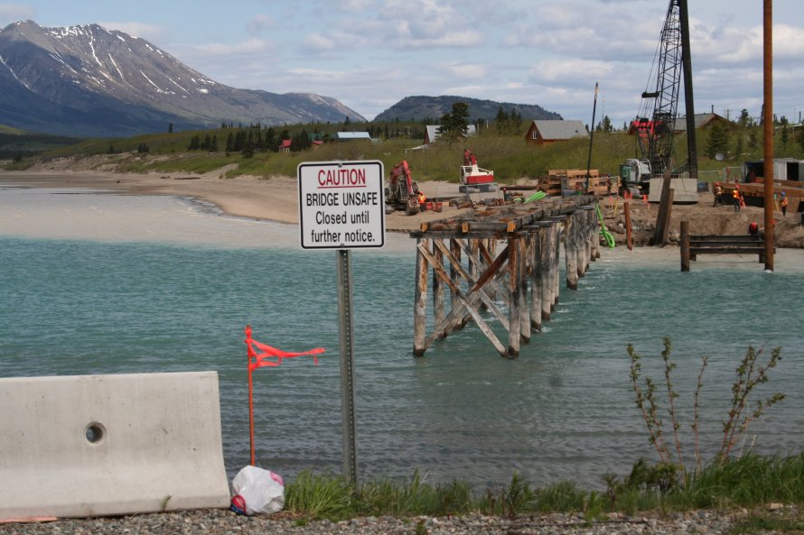 Construction of a new steel footbridge at Carcross, Yukon, in 2007