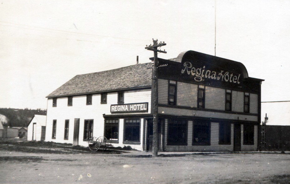 Regina Hotel (Whitehorse, Yukon), ca. 1930