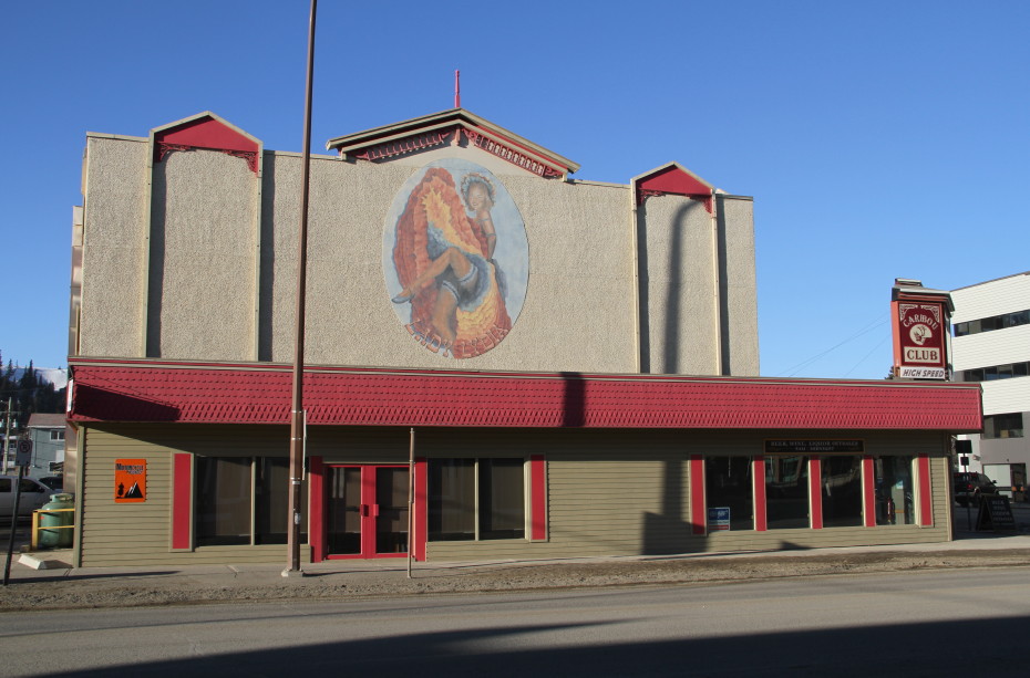 Town & Mountain Hotel (Whitehorse, Yukon), February 2017