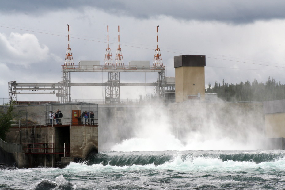 Whitehorse dam - Whitehorse, Yukon
